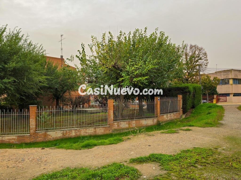 ¡Oportunidad única en la Zona Alta de Lleida!