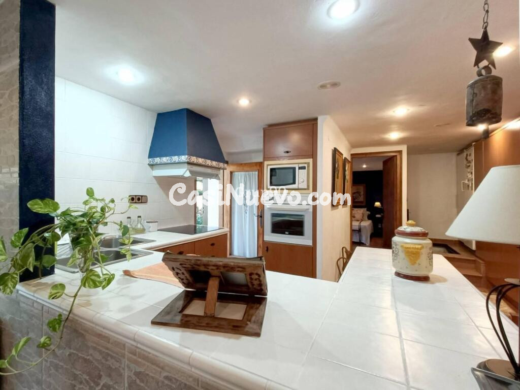 ¡Oportunidad única! Espectacular casa con piscina y vistas en Alcoletge