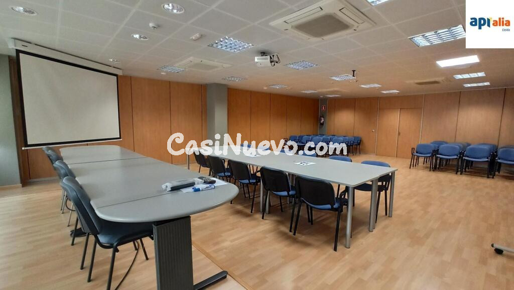 EXCLUSIVA APIALIA: Amplia y funcional oficina en venta – ¡Lista para empezar a trabajar!