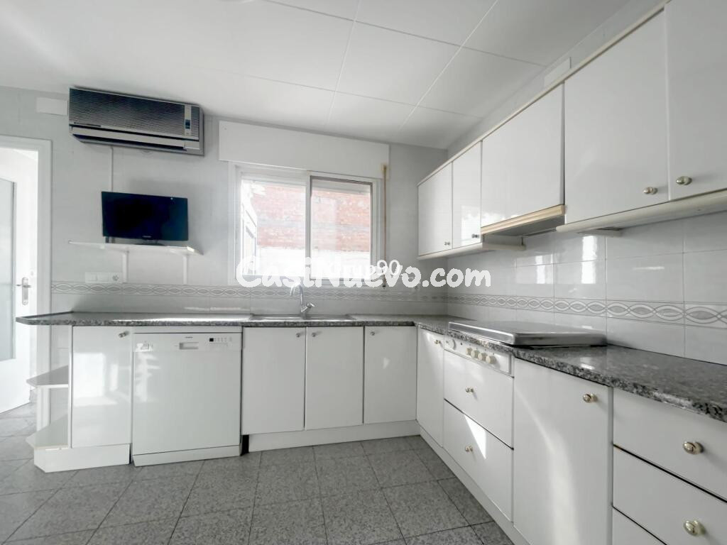 CASA EN VENTA EN PUIGVERD DE LLEIDA – ¡UNA OPORTUNIDAD ÚNICA!