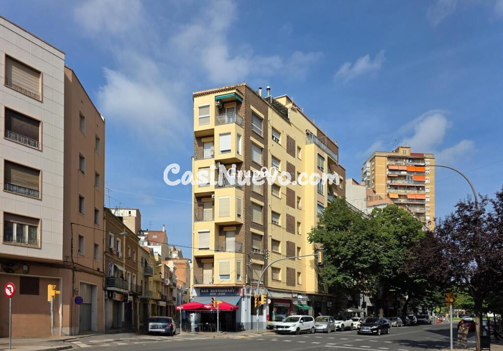 ? ¡Piso amplio, reformado y listo para entrar a viviren la Zona Plaza Europa