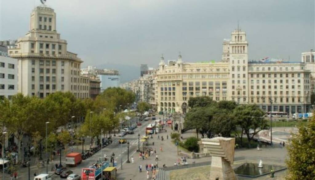 HOTEL 4 ESTRELLAS. MUY CÉNTRICO. BARCELONA. - foto 4
