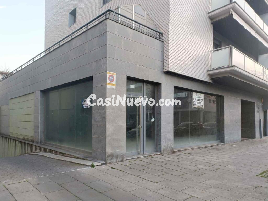 VENTA DE LOCAL COMERCIAL A PIE DE CALLE EN CAPPONT
