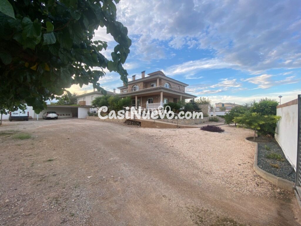 Espectacular chalet en la mejor zona del municipio