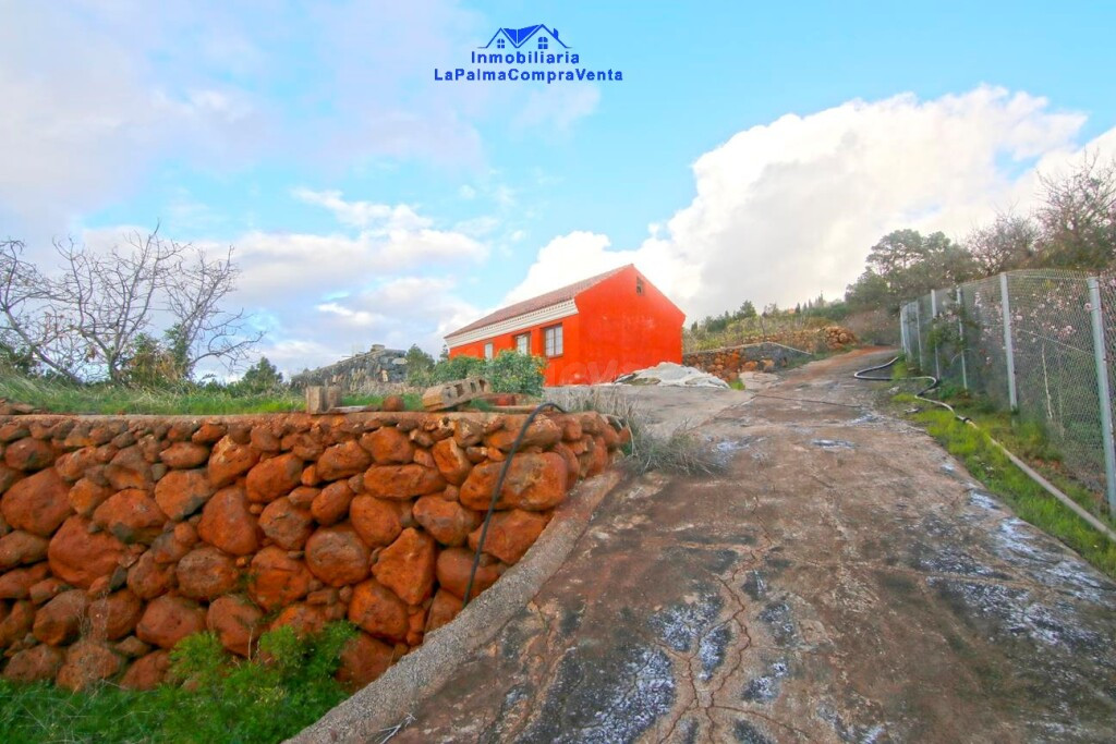 Casa-Chalet en Venta en Aguatavar Santa Cruz de Tenerife - foto 3