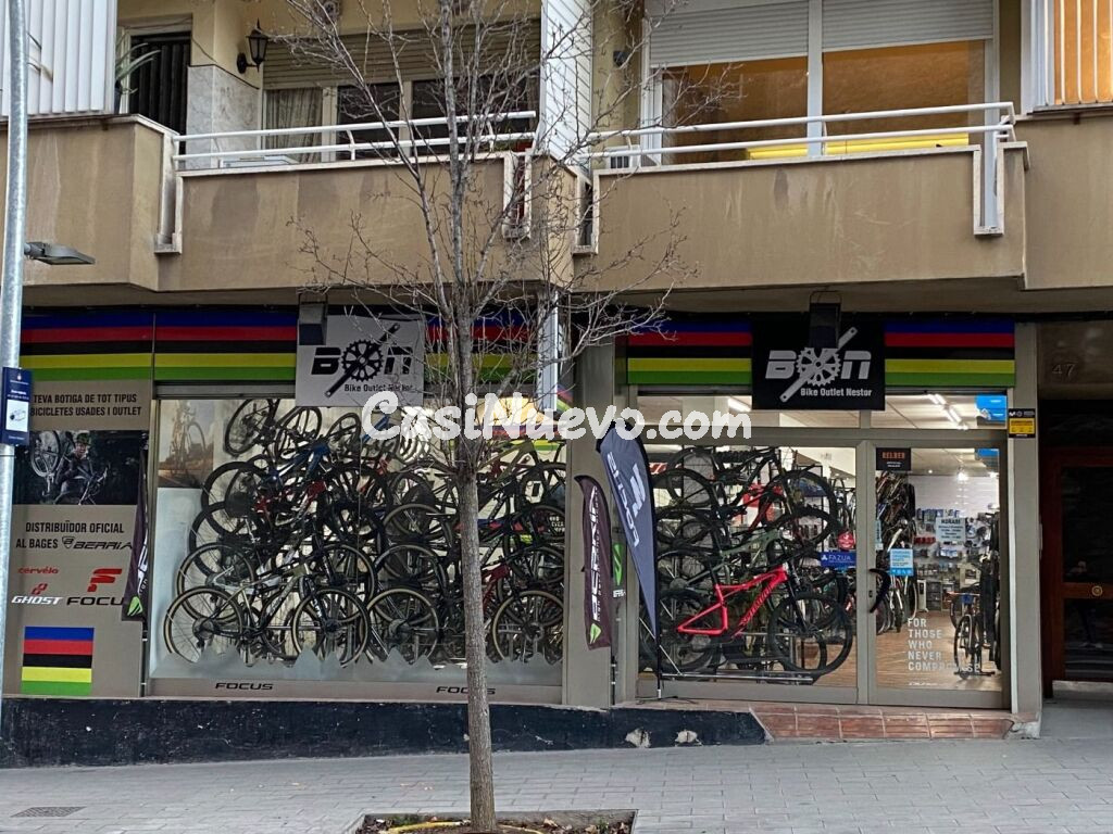 LOCAL COMERCIAL IDEAL INVERSORES EN ZONA PISCINAS DE MANRESA