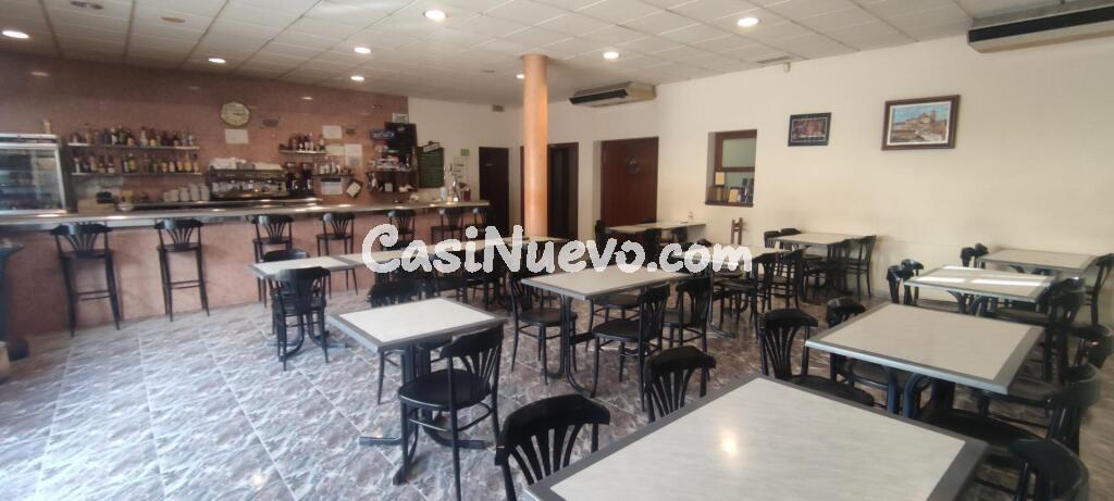 NEGOCIO DE RESTAURANTE CON VIVIENDA Y SOLAR EN BALSARENY