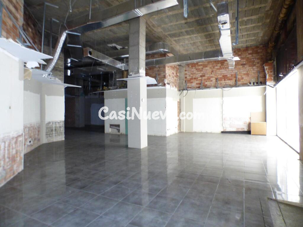 LOCAL COMERCIAL ESQUINERO IDEAL PARA SUPERMERCADO DE 451 M2