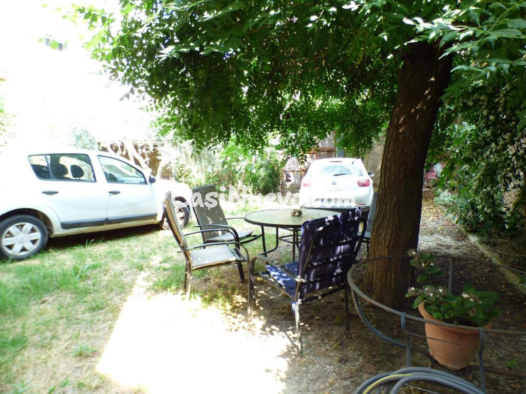 OPORTUNIDAD ÚNICA DE INVERSIÓN -DOS EDIFICIOS EN VENTA EN ZONA DE ESCODINES DE MANRESA