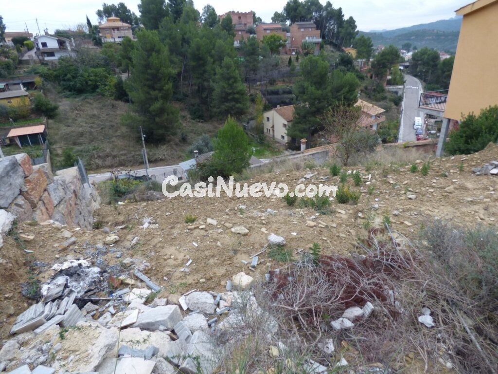 SOLAR EN VENTA EN MAS PLANOI (CASTELLGALÍ)