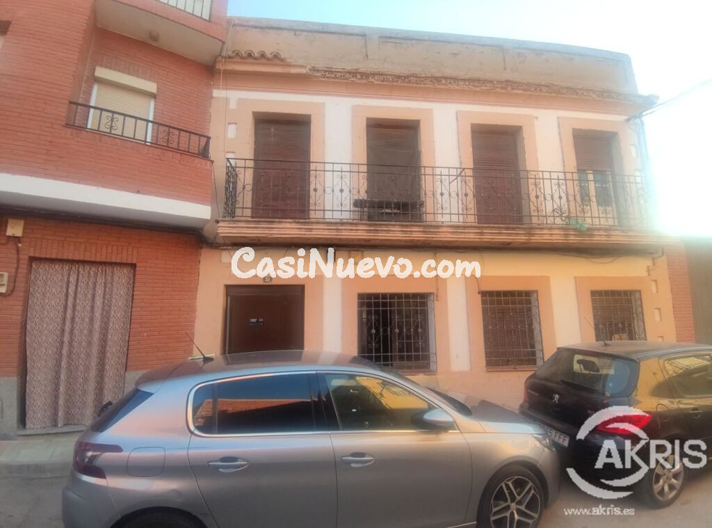 CASA SEÑORIAL EN VILLASEQUILLA PARA REFORMAR.