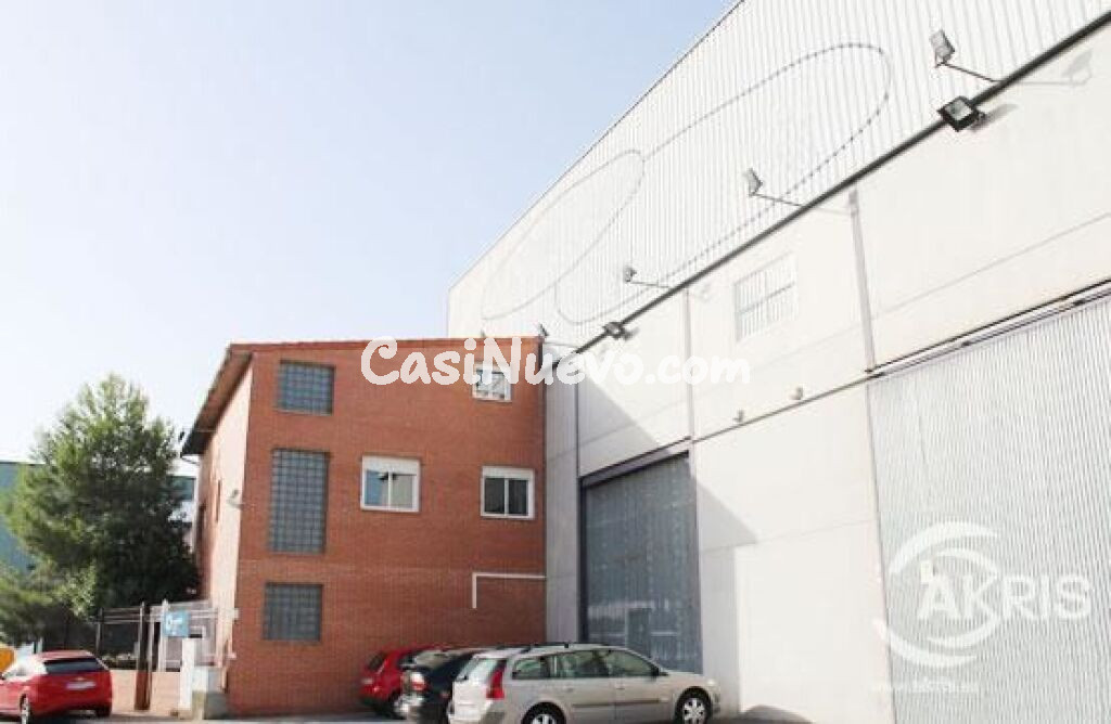 NAVE INDUSTRIAL OCUPADA EN COBEJA, NO SE PUEDE VISITAR