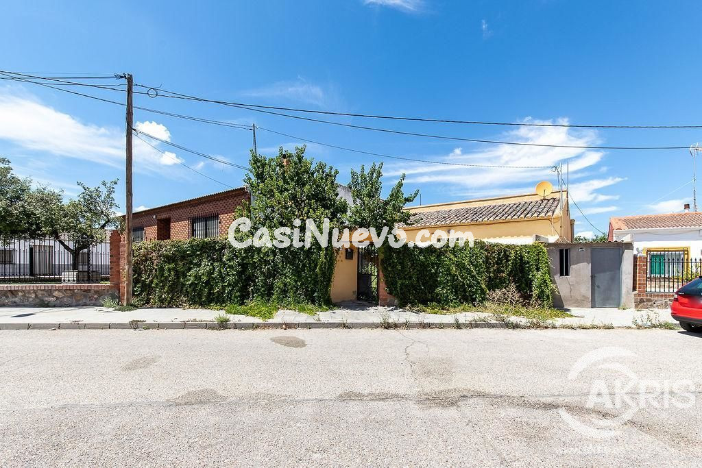 CHALET DE PLANTA BAJA EN MASCARAQUE, OKUPADO!!