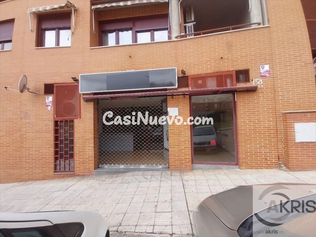 Local en venta en Plaza de Holanda