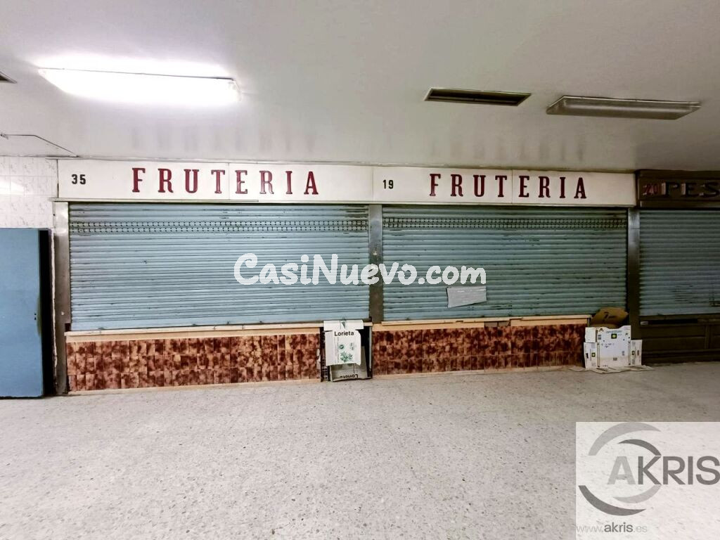 Venta de 2 Puestos Comerciales Contiguos en "Galería San Juan", Fuensalida