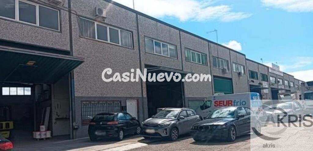 VENTA NAVES INDUSTRIALES EN YUNCLER **ESTÁN ALQUILADAS**
