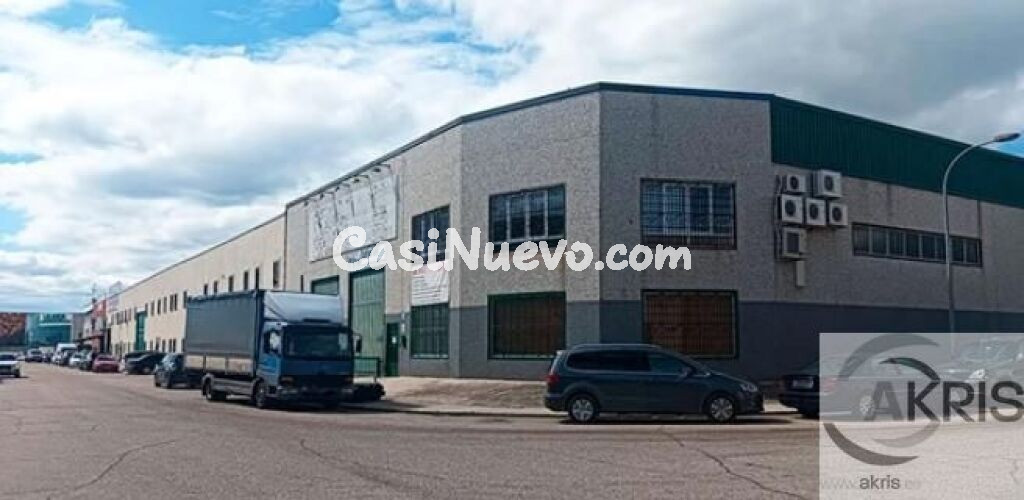 VENTA NAVES INDUSTRIALES EN YUNCLER **ESTÁN ALQUILADAS**