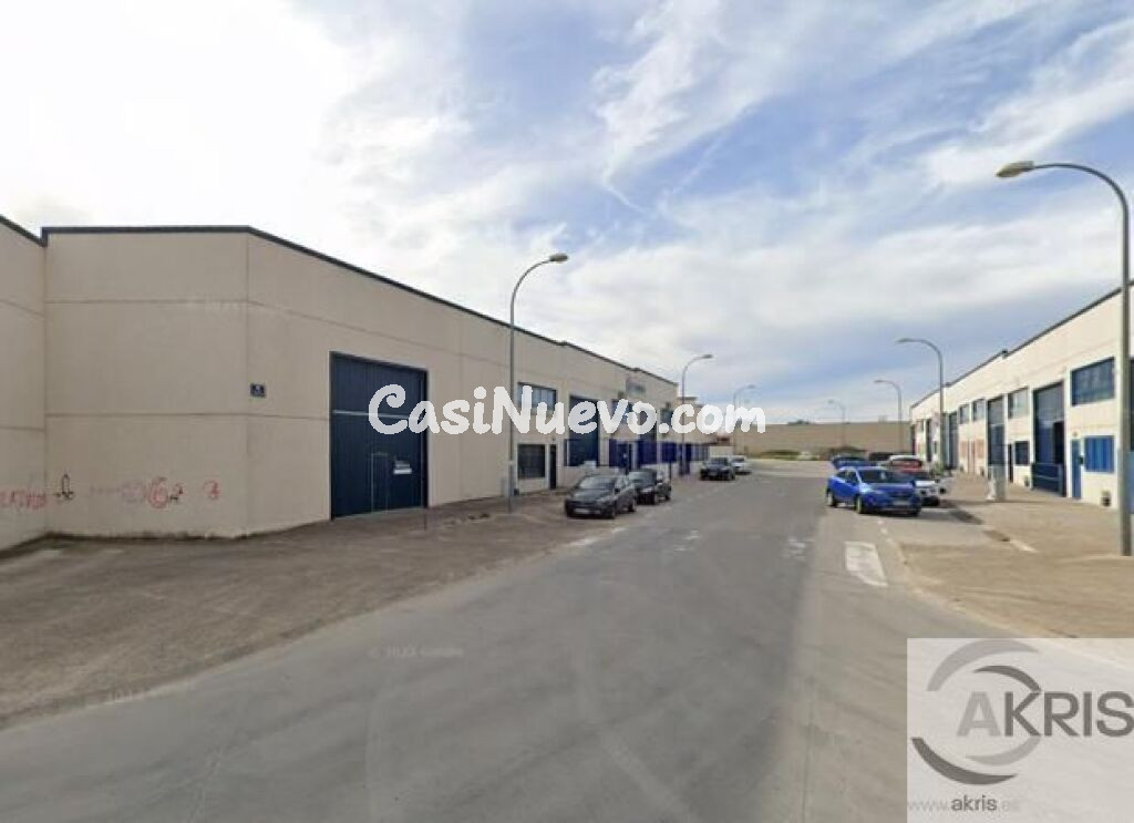 ¡¡NAVE OCUPADA, NO SE PUEDE VISITAR!! EN EL VISO DE SAN JUAN