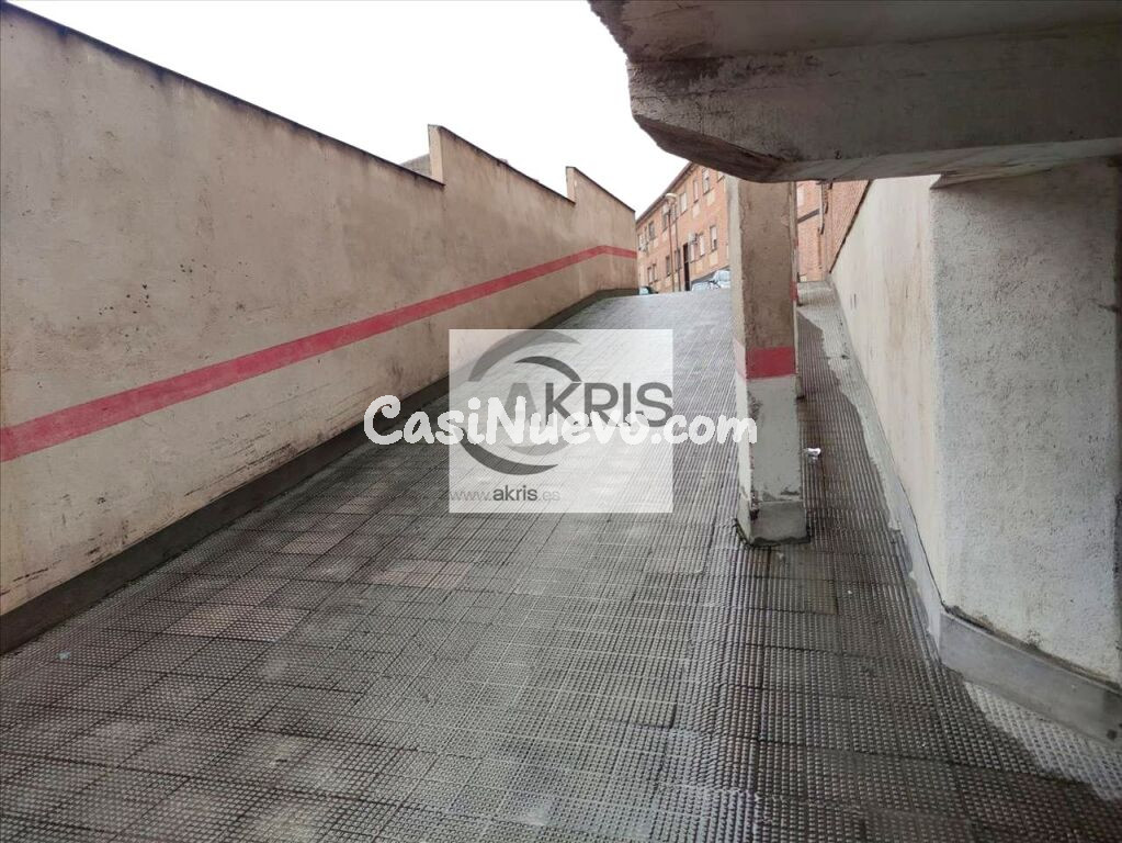 Garaje en Calle Alamillo - Olías del Rey