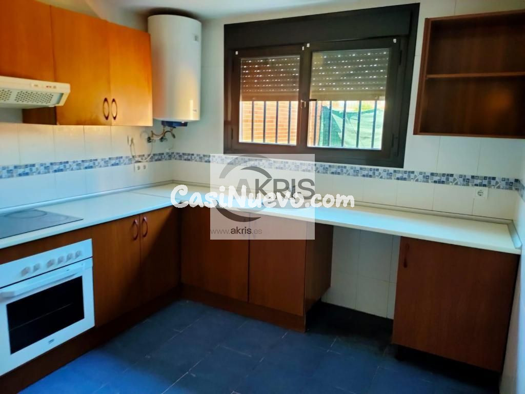 ¡¡VIVIENDA OCUPADA, NO SE PUEDE VISITAR!! EN CASARRUBIOS DEL MONTE