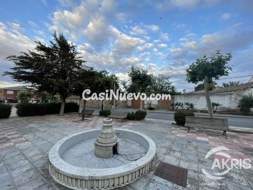 Parcela en el centro del pueblo