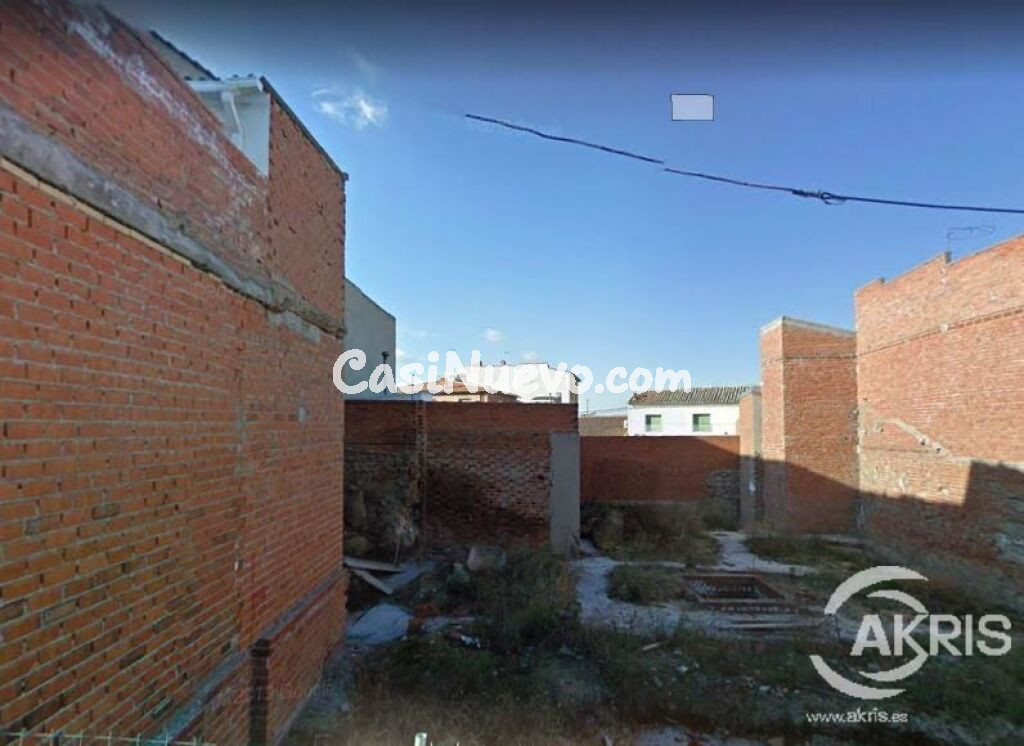 TERRENO URBANO CONSOLIDADO DE 291 M2 EN VILLASEQUILLA