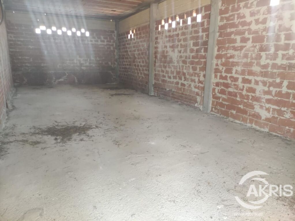 Av. Castilla La Mancha. LOCALES !!