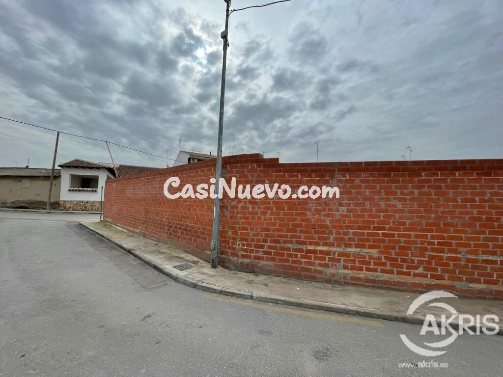 VENTA SUELO CON EDIFICIO EN construcción AL 13% EN COBEJA