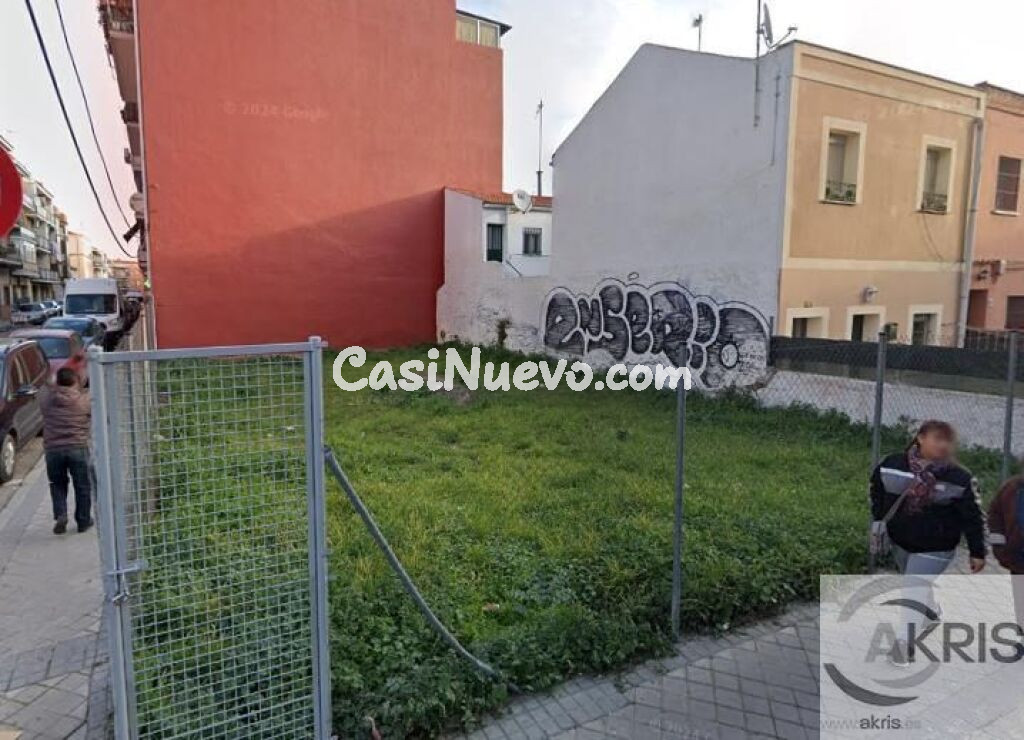 SOLAR EN VENTA EN BARRIO VILLAVERDE