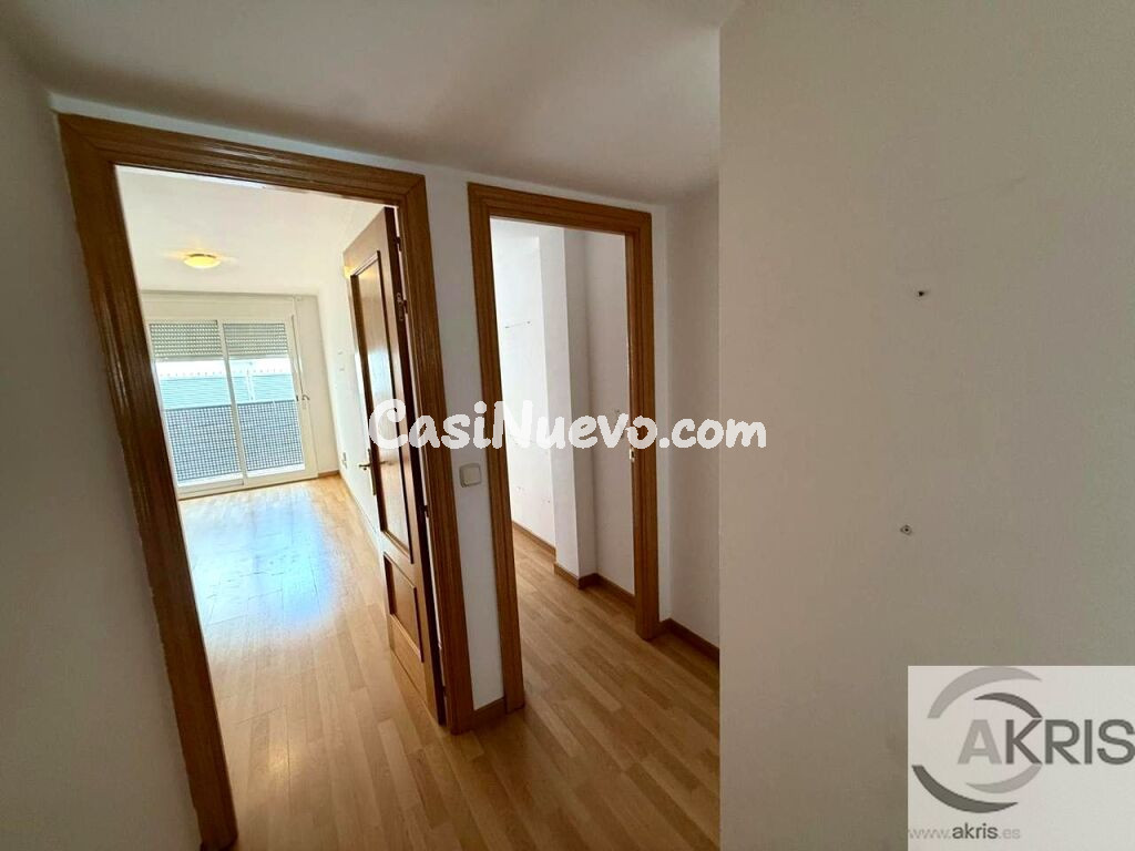 Solo en efectivo: centro de Parla, 2 hab, 2 wc