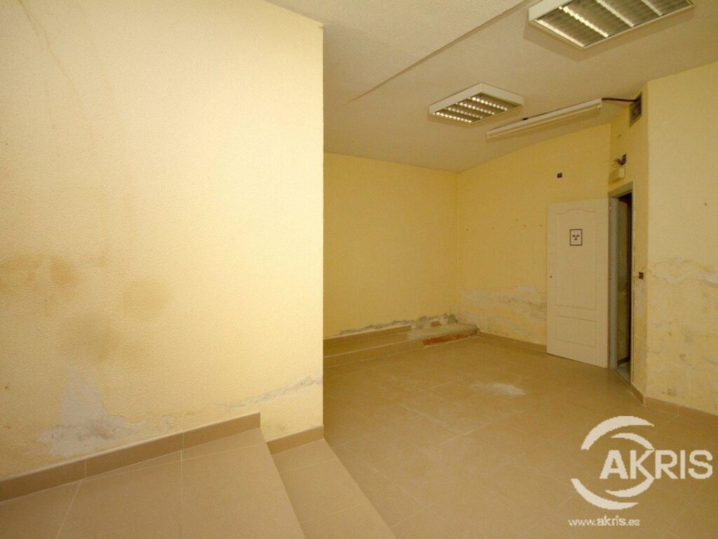 LOCALES COMERCIALES Y GARAJES VENTA CONJUNTA EN VALDEMORO - foto 5