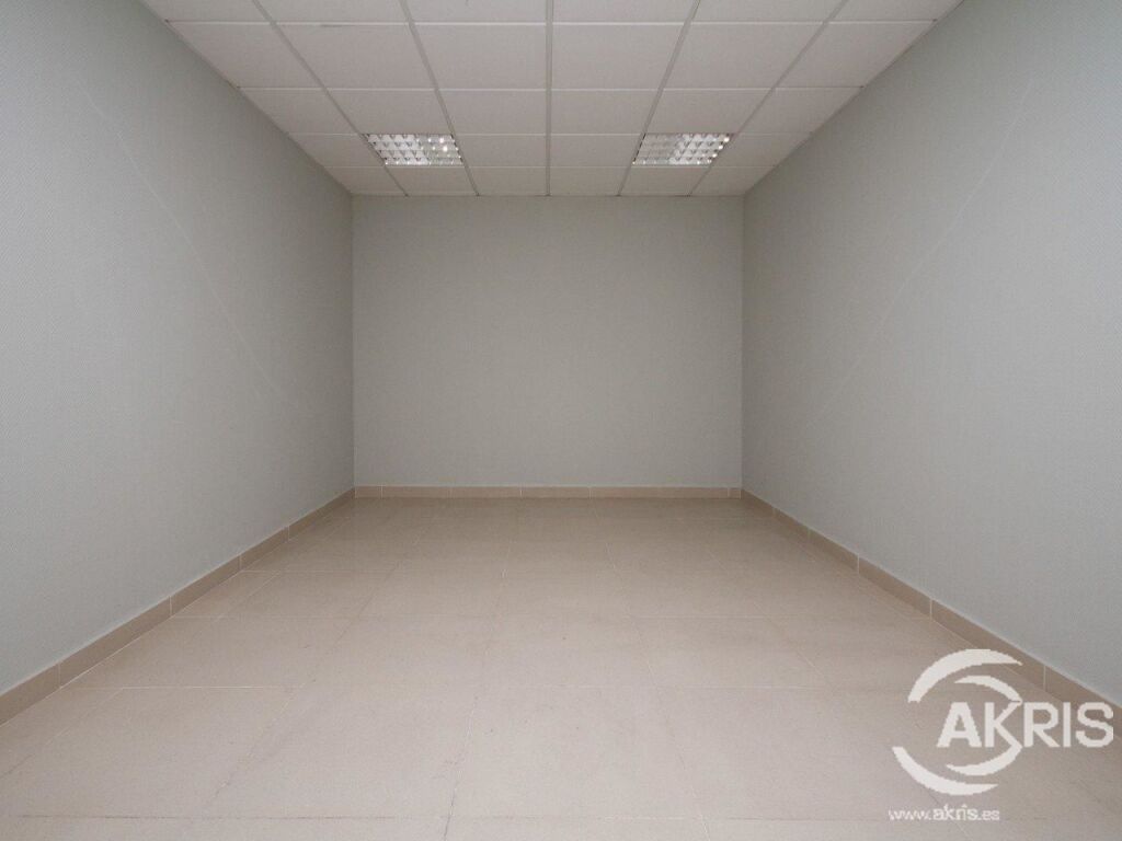 LOCALES COMERCIALES Y GARAJES VENTA CONJUNTA EN VALDEMORO - foto 16