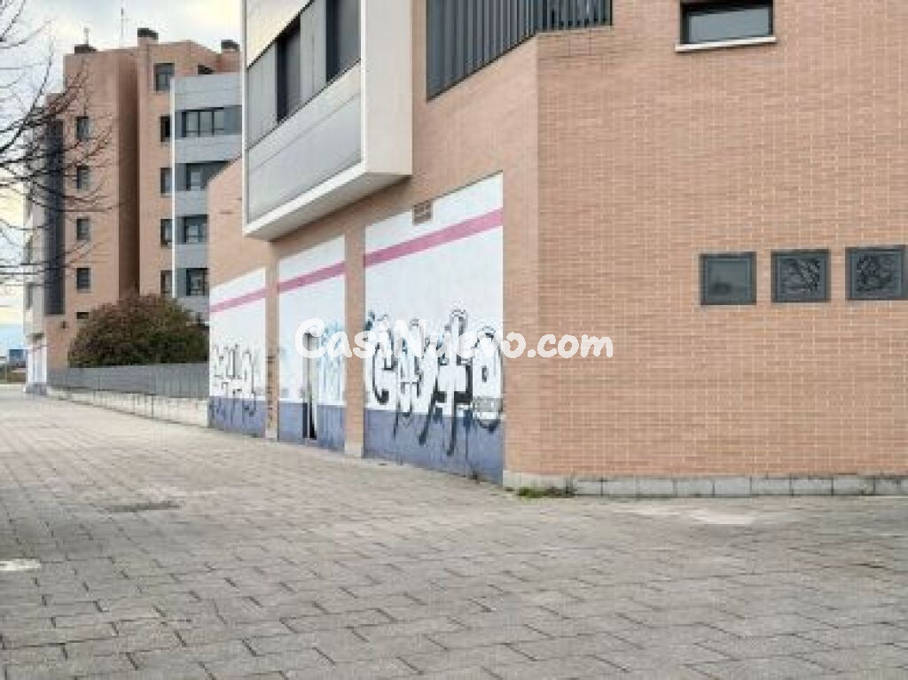 Local comercial en Venta en Vitoria Álava
