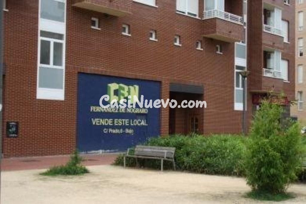 Local comercial en Alquiler en Vitoria SALBURUA Álava