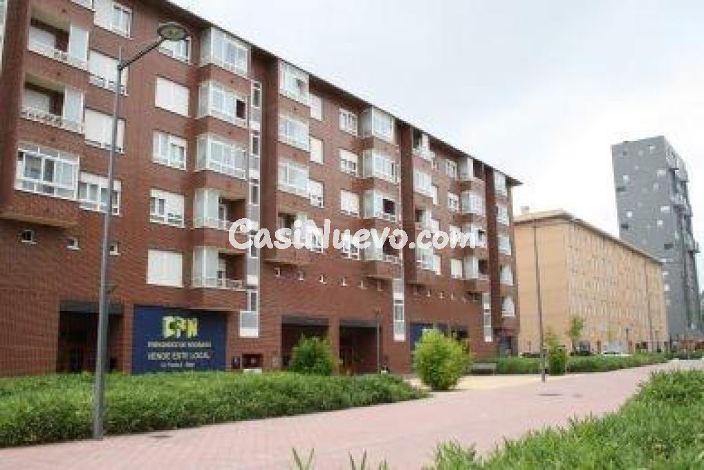 Local comercial en Venta en Vitoria SALBURUA Álava