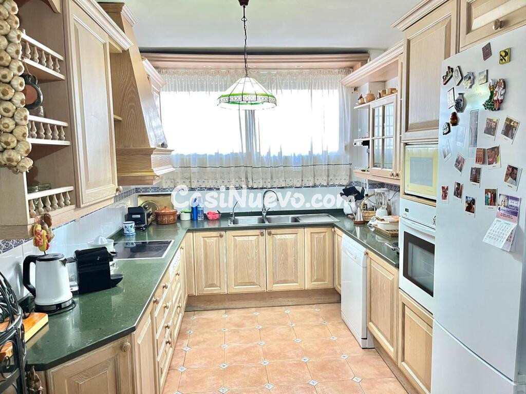 Casa-Chalet en Venta en Adra Almería