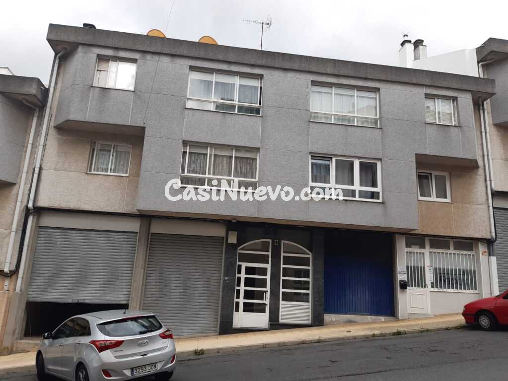 Local comercial en Venta en Oleiros (Santa Maria Oleiros) La Coruña