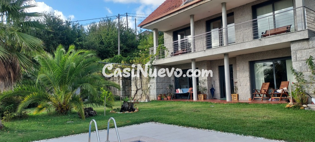 Casa-Chalet de Obra Nueva en Venta en Amorin Pontevedra