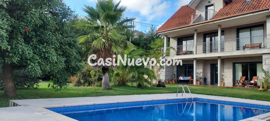 Casa-Chalet de Obra Nueva en Venta en Amorin Pontevedra