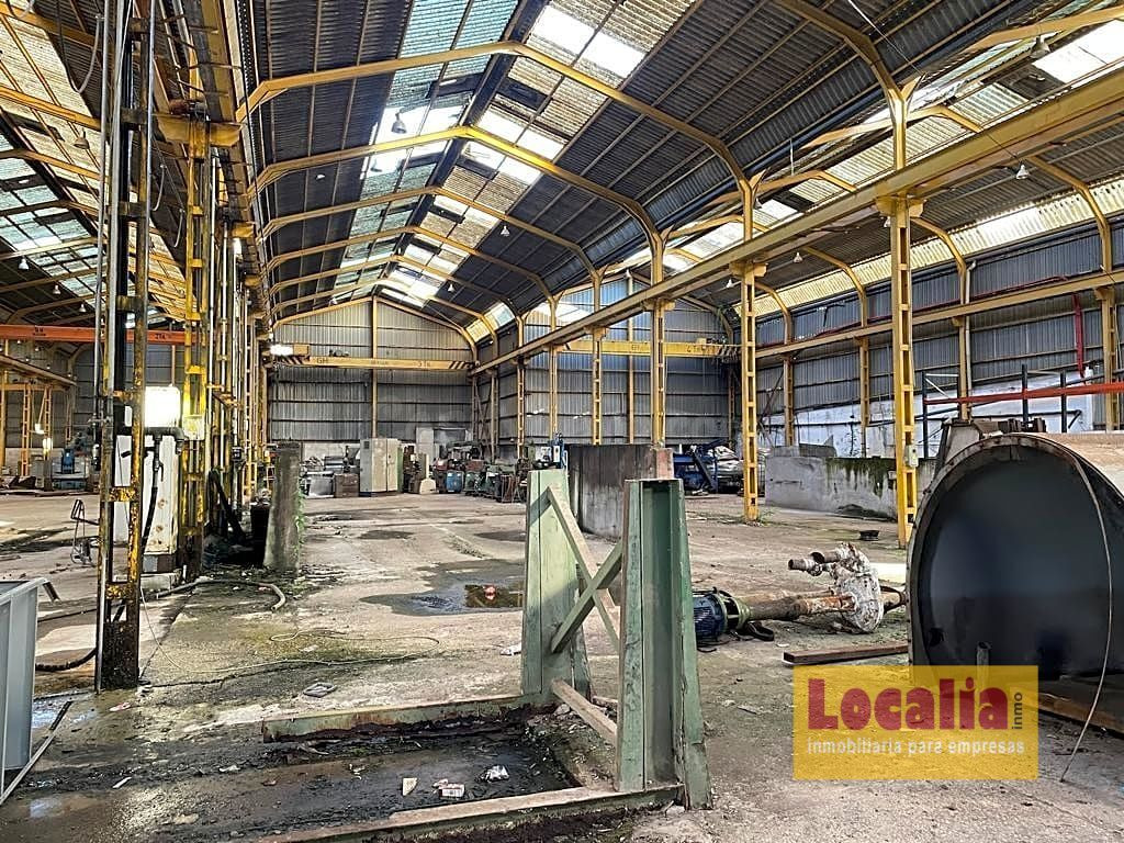 Nave Industrial muy próxima a Santander - foto 2