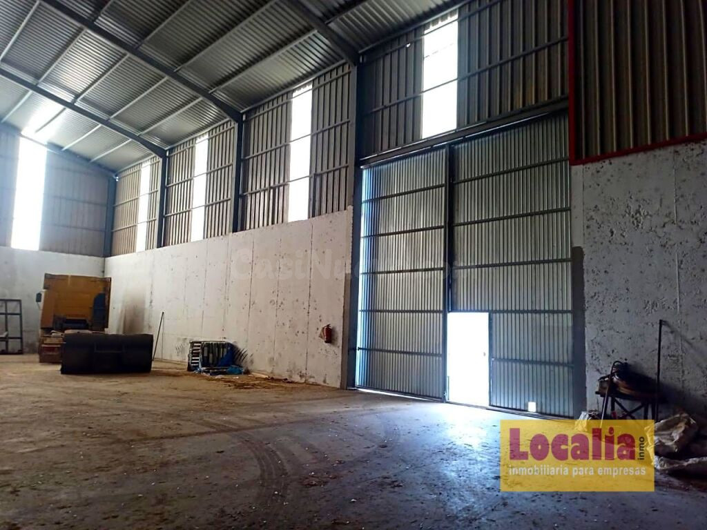Nave Granelera en Palencia, junto a A-67 - foto 3