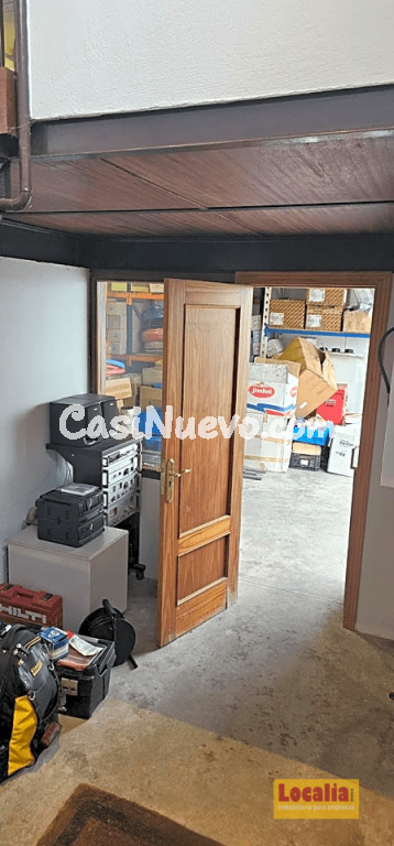 Nave Industrial en venta en Santa Cruz de Bezana de 310 m2