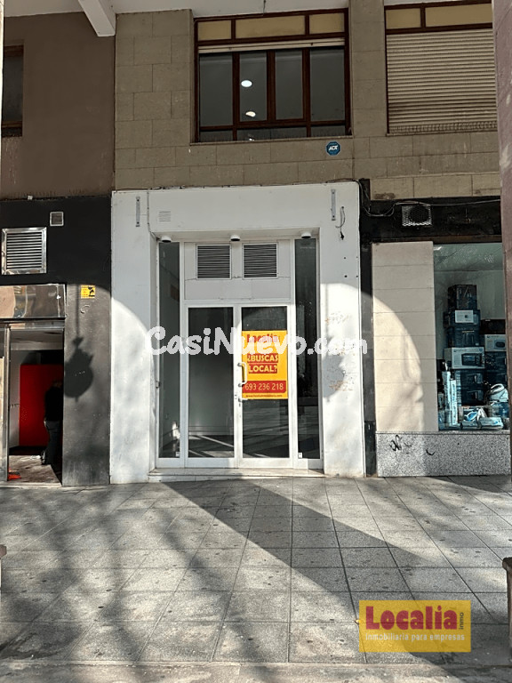 Local comercial en plaza mayor, Torrelavega