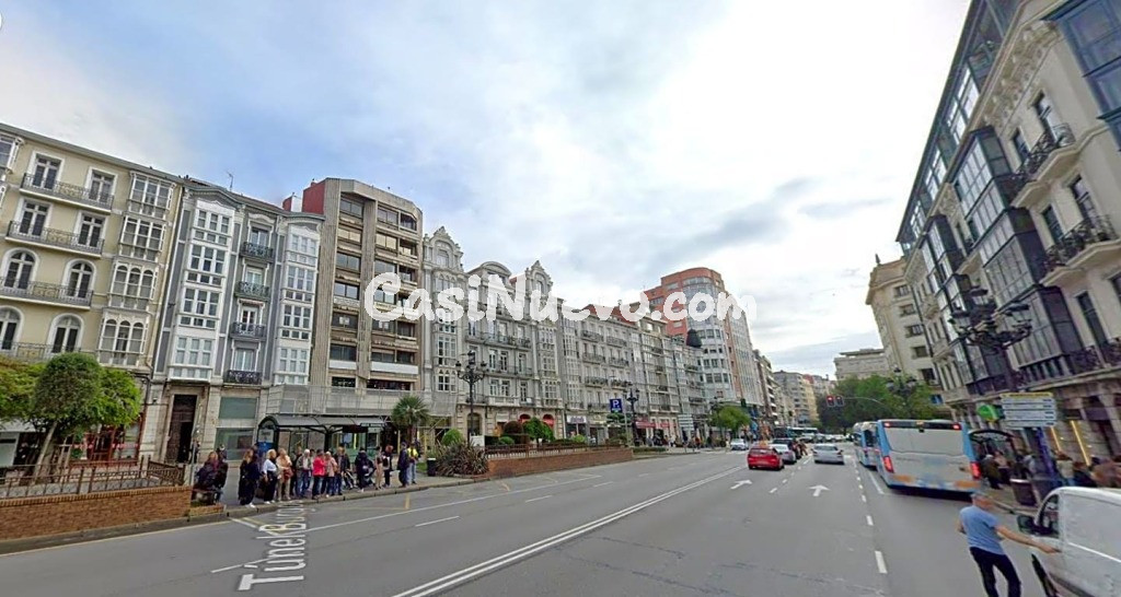 Extraordinario bar cafetería Centro de Santander