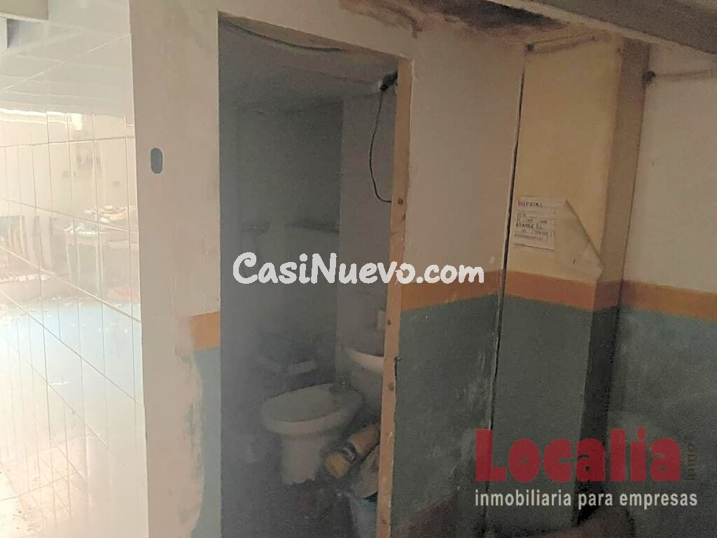 Local diáfano en céntrica calle de Santander.