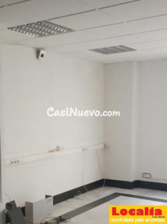 Oficina, clínica, despacho profesional, gestoría en la calle Burgos