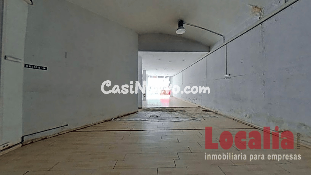 Local céntrico de 2 plantas en Pamplona, Navarra.