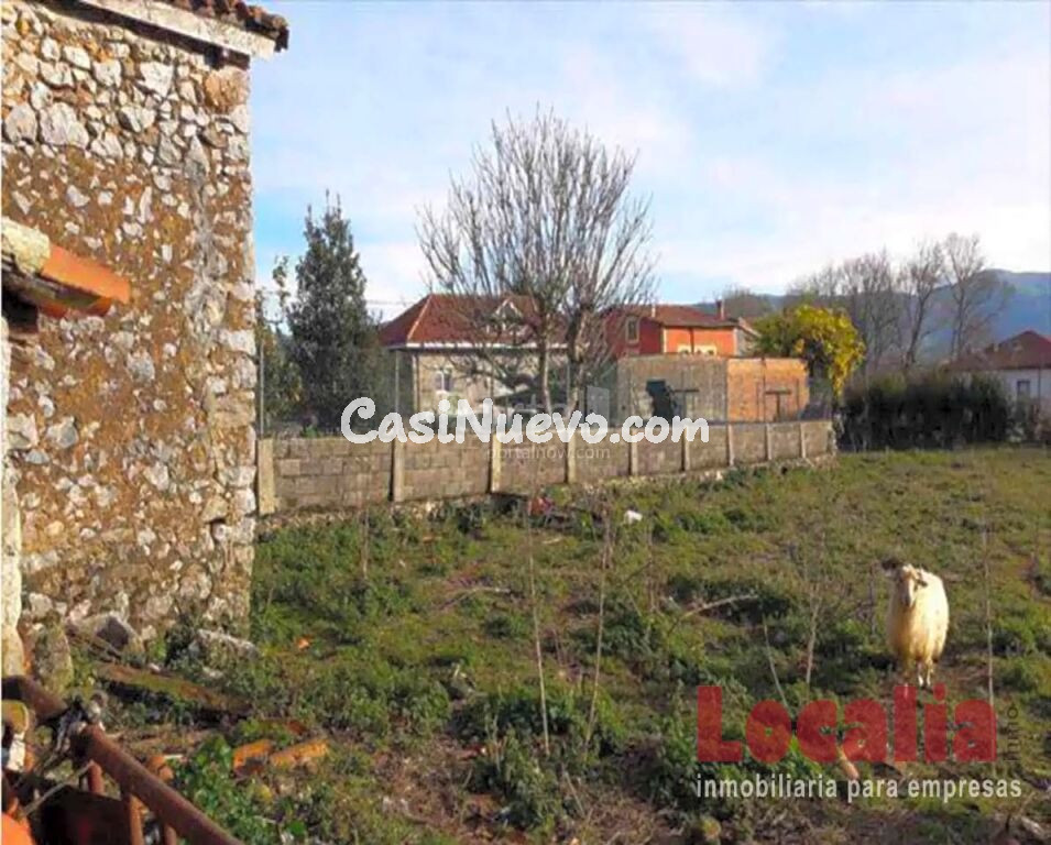 Terreno Urbano de 2118m² en Solórzano