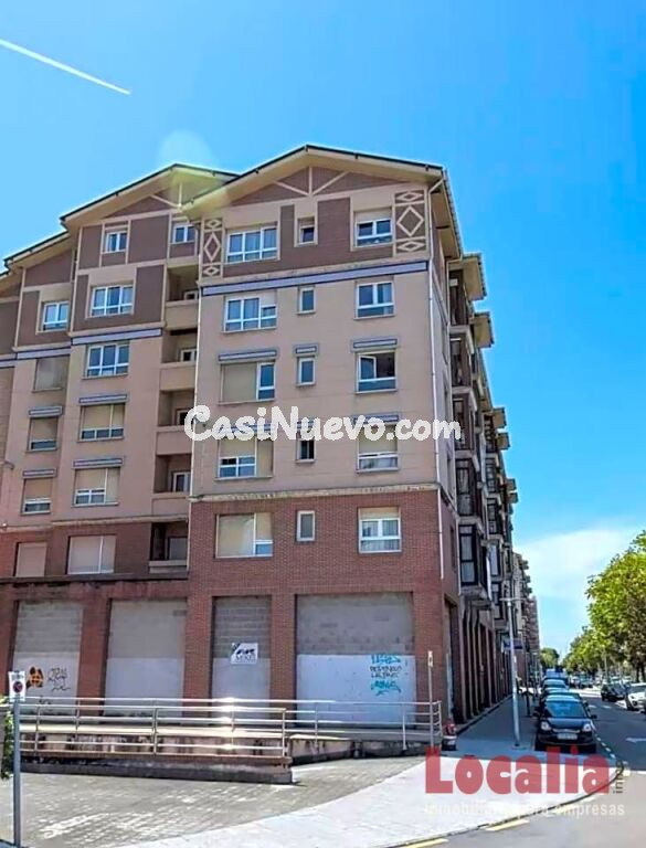 Local diáfano de 600 m² en Santander, Cantabria.