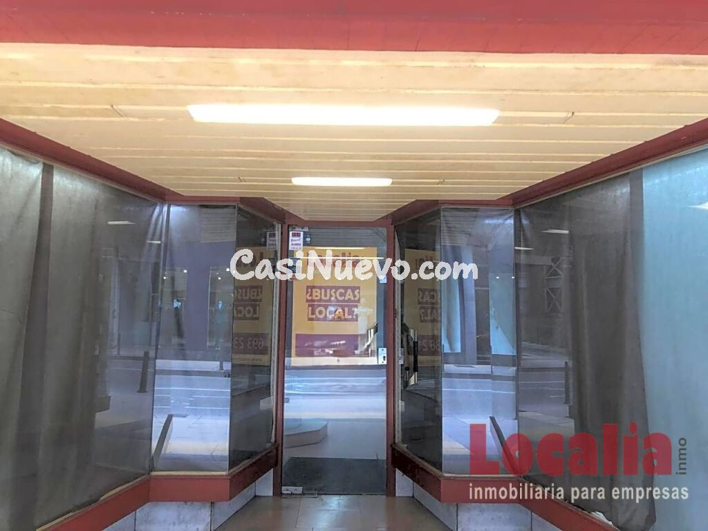 Local comercial-almacén en Torrelavega, Cantabria